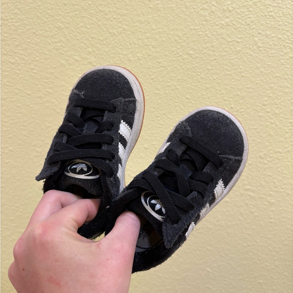 Adidas campus black